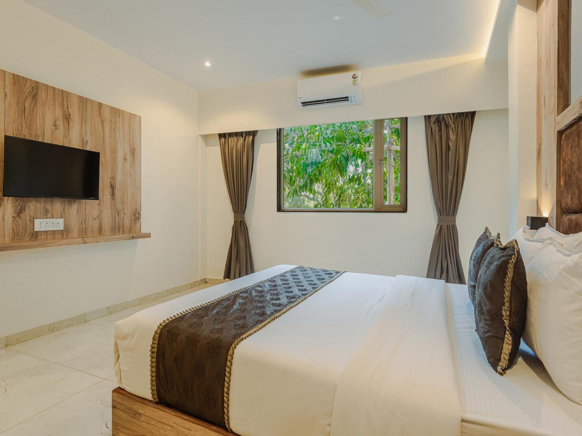 Hotel Silver Park Mumbai Exterior photo