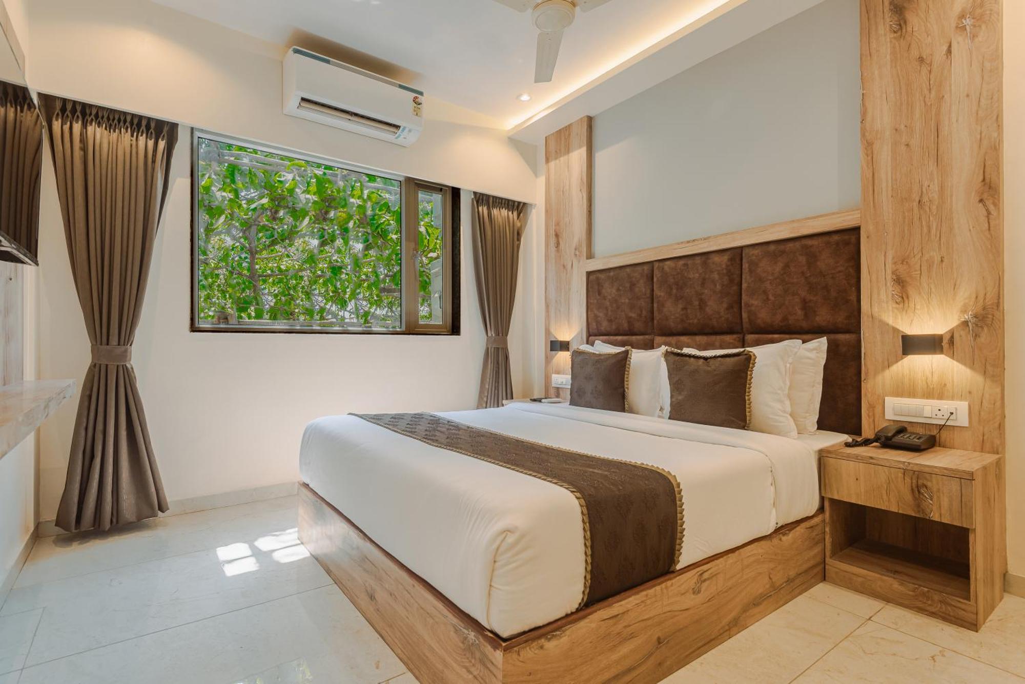 Hotel Silver Park Mumbai Exterior photo